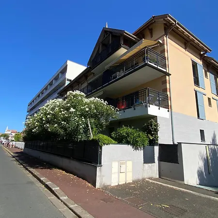 Appartement T3 A Avec Terrasse Et Parking Securise - Fr-1-374-233 Arcachon